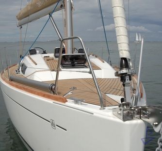 Dufour Dufour (2013) Sailboar Charter