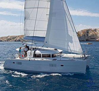 Lagoon Lagoon (2011) Catamaran Charter
