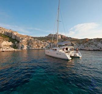 Lagoon Lagoon (2010) Catamaran Charter