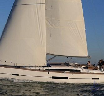 Dufour Dufour (2017) Sailboar Charter