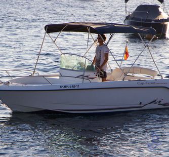 () Motoryacht Charter