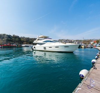 Özel yapım Özel yapım (2012) Motoryacht Charter
