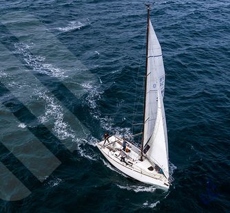 Beneteau Beneteau (2006) Sailboar Charter