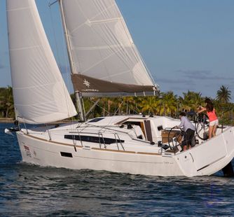 Jeanneau Jeanneau (2019) Sailboar Charter