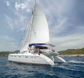 Privilege Privilege (2003) Catamaran Charter