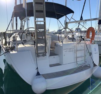 Beneteau Beneteau (2009) Sailboar Charter