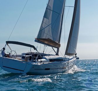 Dufour Dufour (2017) Sailboar Charter