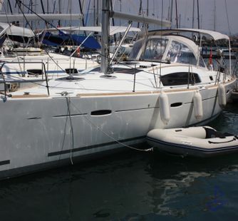 Beneteau Beneteau (2011) Sailboar Charter