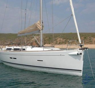 Dufour Dufour (2013) Sailboar Charter