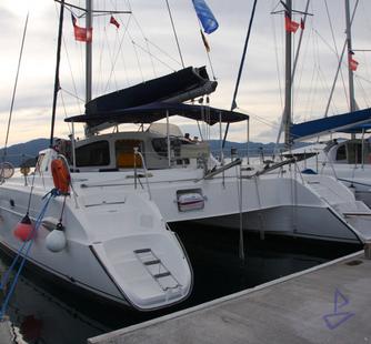 Fountaine Pajot Fountaine Pajot (2004) Catamaran Charter
