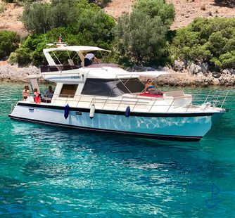 Özel yapım Özel yapım (2000) Motoryacht Charter