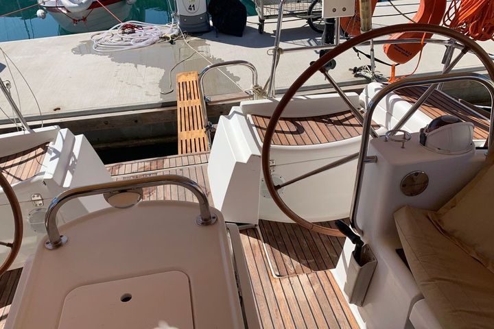  Barca a vela Jeanneau Sun Odyssey 49i (2008) per Noleggio, overcloccabile Marmaris | #10097 - 7
