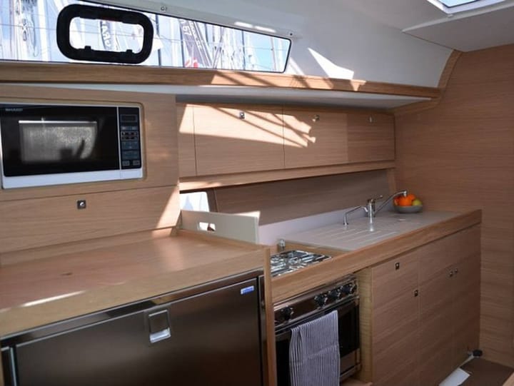 Sailboat Dufour  382 Grand Large (2015) for Charter - Fethiye | #102 - 11