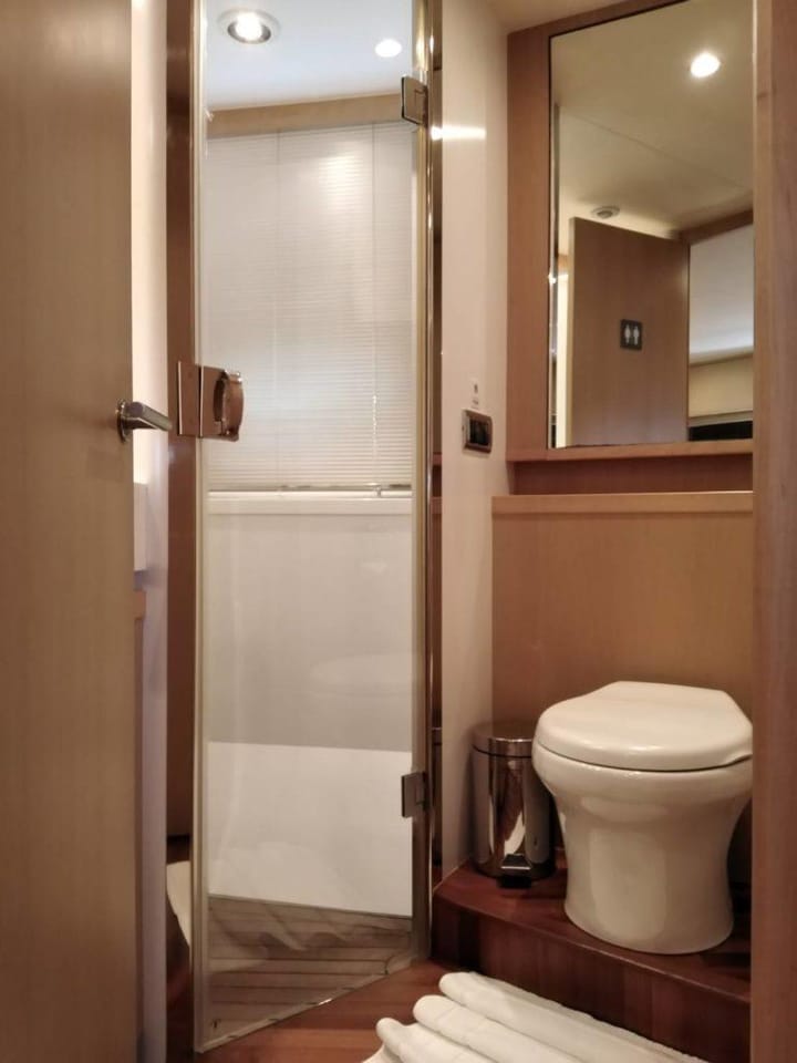 Princess V62 Kiralık Motoryat (2010) - Göcek | #10973 - 19