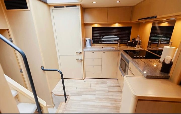 Princess V62 Kiralık Motoryat (2010) - Göcek | #10973 - 11