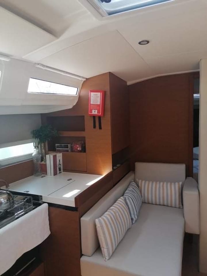 Jeanneau Sun Odyssey 410 Kiralık Yelkenli (2021) - Volos | #12163 - 2