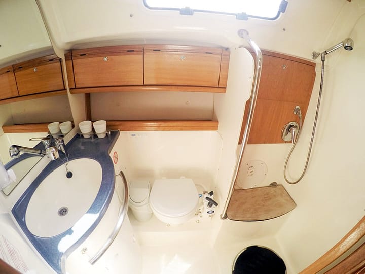 Sailboat Bavaria  42 Cruiser (2008) for Charter - Lavrion | #13009 - 13