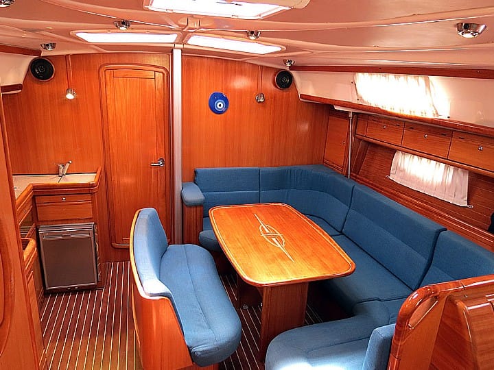 Sailboat Bavaria  42 Cruiser (2008) for Charter - Lavrion | #13009 - 6
