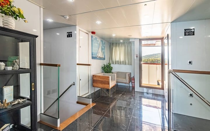 Motoryacht Hanse  445 (2018) für Charter - Split | #13305 - 11