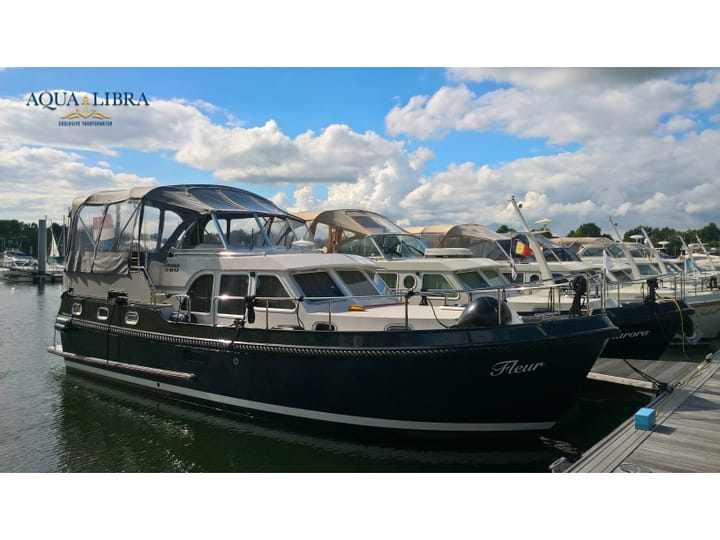 Kinrooi 10.7 m Voor Charter Motorjacht - #1463 - 2