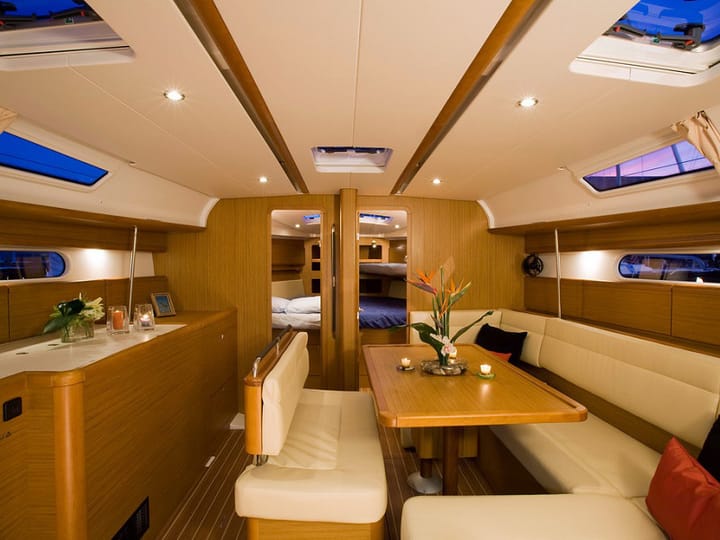 Sailboat Sunsail 44i (2011) for Charter - Piraeus | #1921 - 9