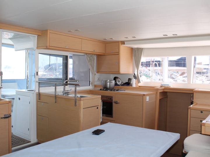 Furnari 13.96 m Für Charter Katamaran — #6009 - 4