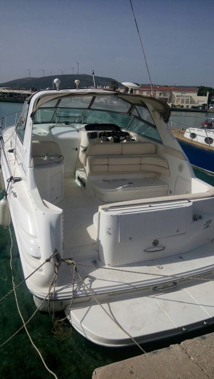 Motor Yacht Searay Sundancer (2003) for Charter - Izmir | #8115 - 3