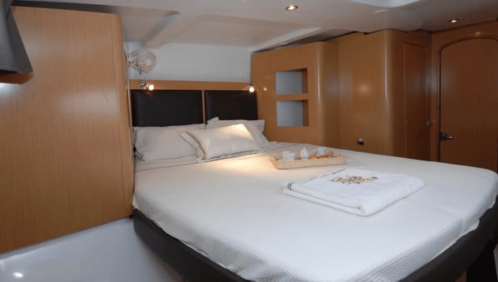 Catamaran Fountaine Pajot Orana 44 (2011) for Charter - Marmaris | #8226 - 11