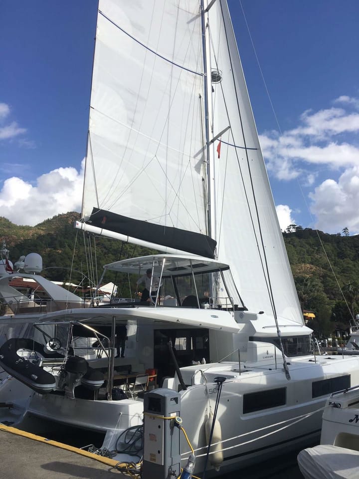 Marmaris 50 ft Para Charter Catamarán - #9240 - 3