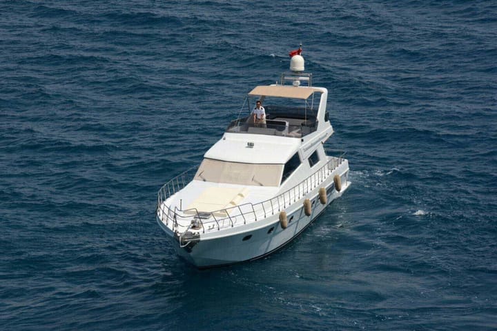 Motoryat, Custom Made (2002) - #9256