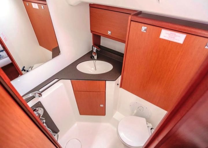 Sailboat Bavaria 46 Cruiser (2015) for Charter - Fethiye | #9808 - 13