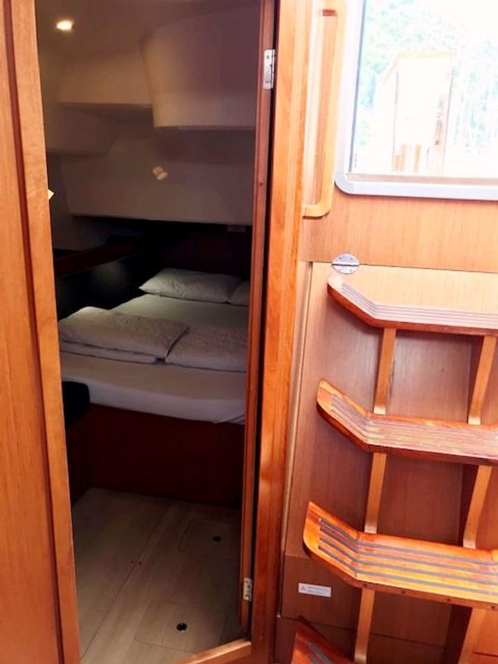 Sailboat Bavaria 46 Cruiser (2015) for Charter - Fethiye | #9808 - 9