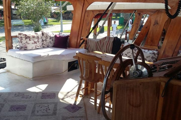 Hecho a medida  Goleta (2004) para Charter - Gocek | # 9822 - 6