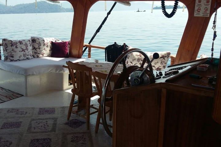 Hecho a medida  Goleta (2004) para Charter - Gocek | # 9822 - 8